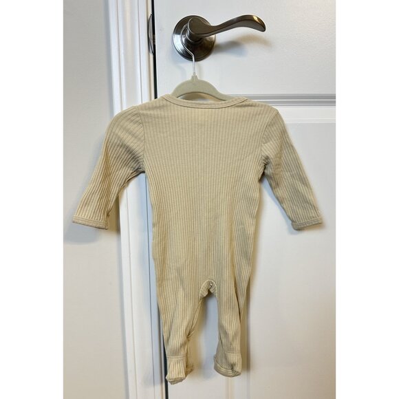 PL Baby Basics Zippered Footie in Tan Size Newborn - Picture 3 of 3